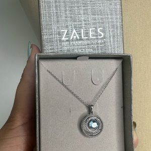 Zales blue and silver round necklace